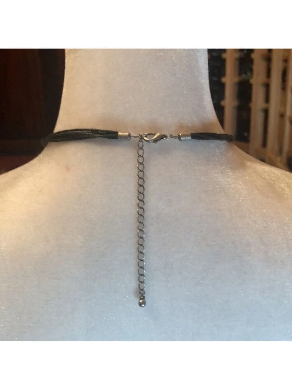 GORGEOUS Teal & Blue Pendant Choker Necklace